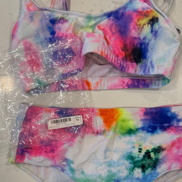 Amazon Vibrant Tie-Dye Bikini Set - Picture 3 of 3